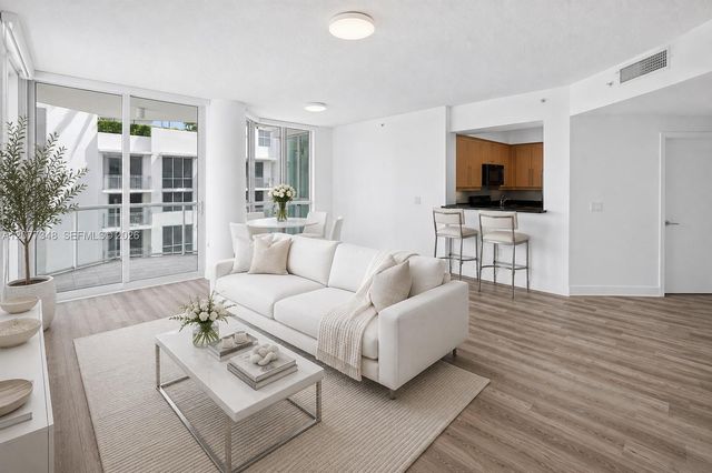 111 SE 8th Avenue 705, Fort Lauderdale, FL 33301