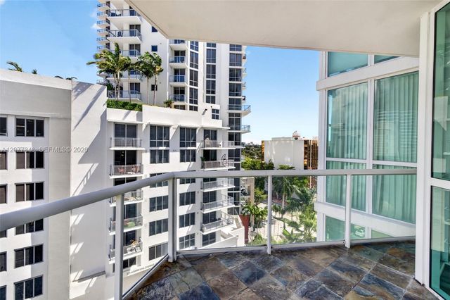111 SE 8th Avenue 705, Fort Lauderdale, FL 33301