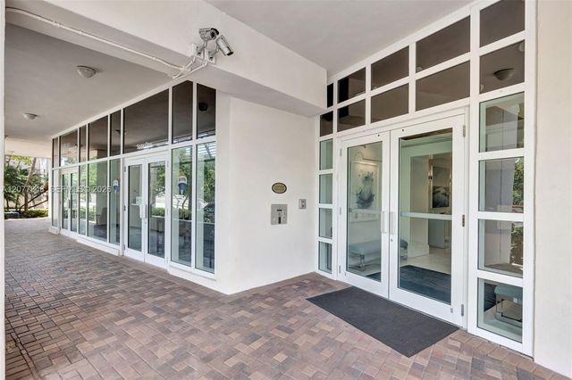 111 SE 8th Avenue 705, Fort Lauderdale, FL 33301
