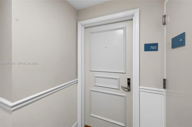 111 SE 8th Avenue 705, Fort Lauderdale, FL 33301