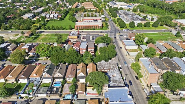7607 S May Street, Chicago, IL 60620