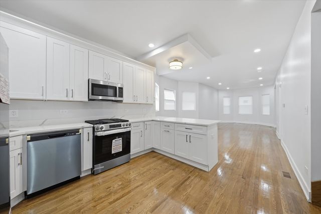 7607 S May Street, Chicago, IL 60620