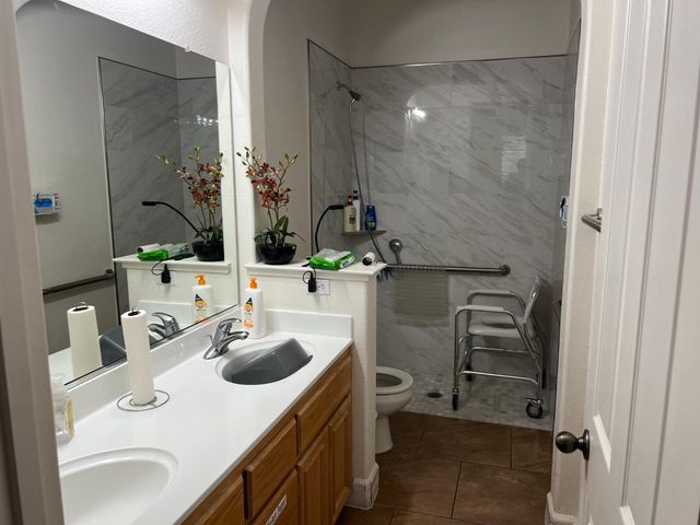 5794 Spenlow Way, Sacramento, CA 95835