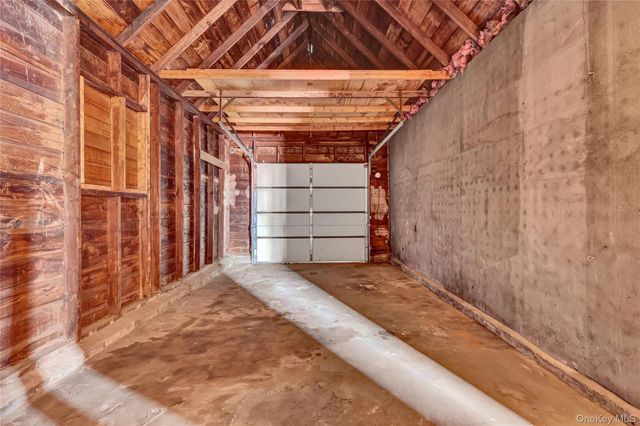 97 Pardee Avenue, Islip, NY 11751