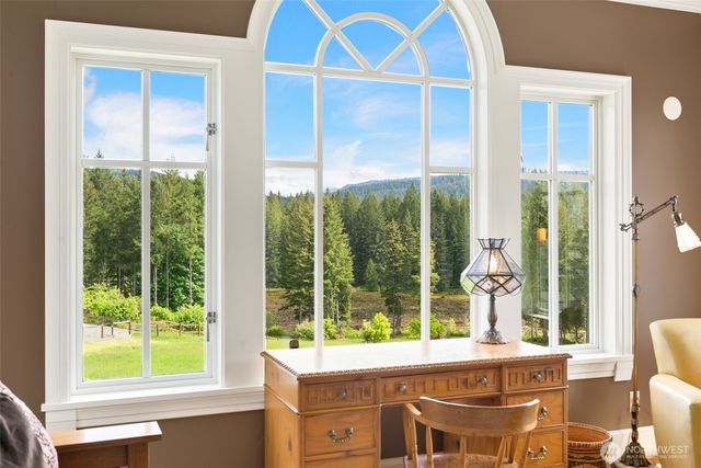 12907 Moss Creek Lane NE, Carnation, WA 98014