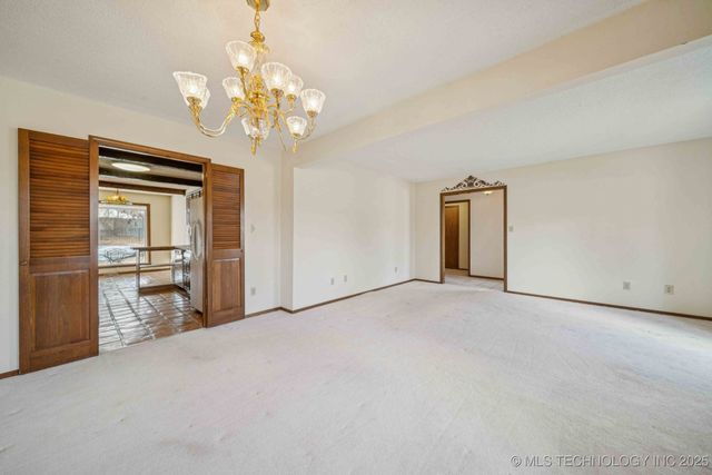 9752 S Lakewood Avenue, Tulsa, OK 74137