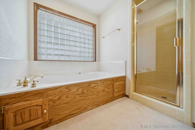 9752 S Lakewood Avenue, Tulsa, OK 74137