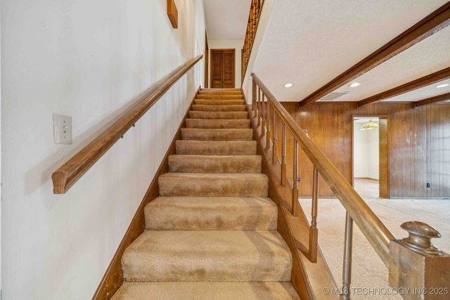 9752 S Lakewood Avenue, Tulsa, OK 74137