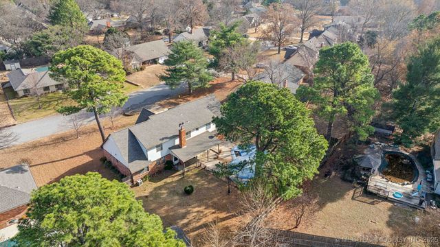 9752 S Lakewood Avenue, Tulsa, OK 74137