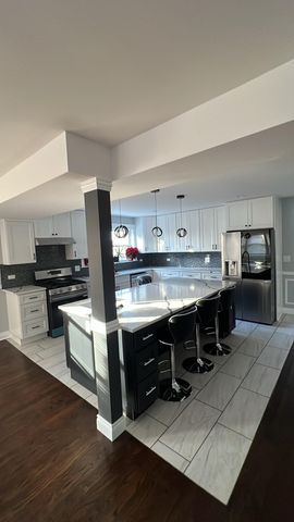 458 W 127th Street, Chicago, IL 60628