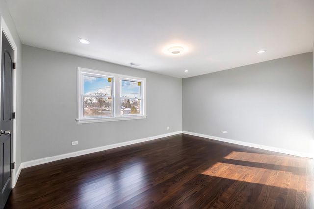 458 W 127th Street, Chicago, IL 60628