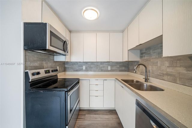 1726 Roosevelt Street, Hollywood, FL 33020