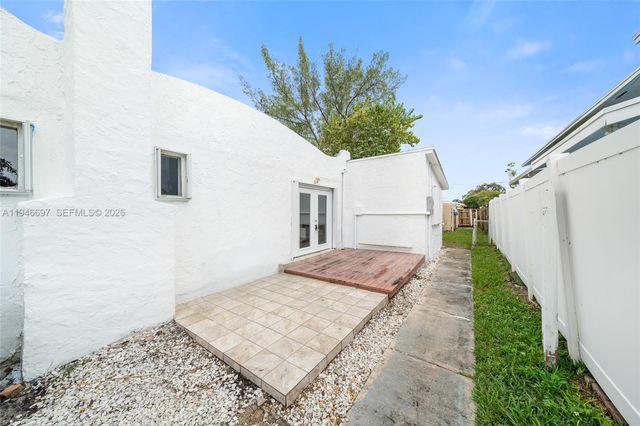 1726 Roosevelt Street, Hollywood, FL 33020