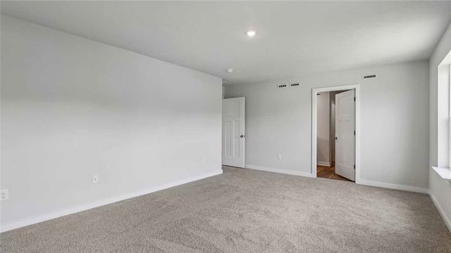 1099 Peachtree Road, Scott Twp, PA 15106