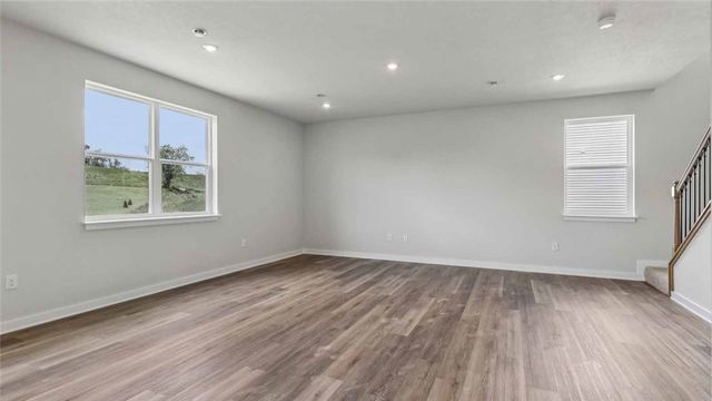 1099 Peachtree Road, Scott Twp, PA 15106