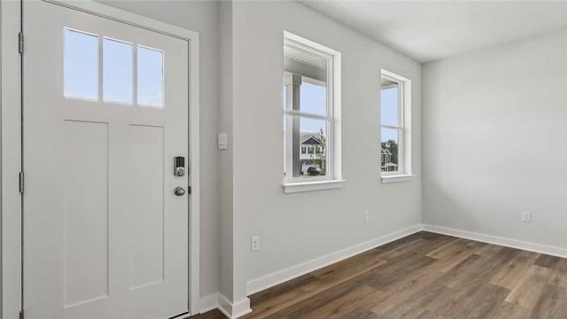 1099 Peachtree Road, Scott Twp, PA 15106