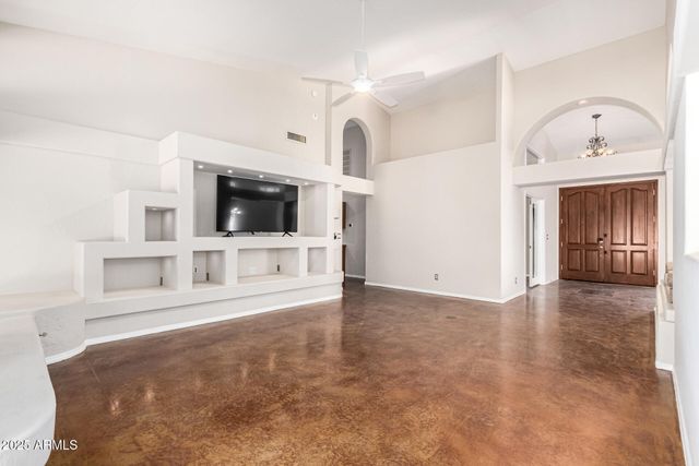 4704 E Hearn Road, Phoenix, AZ 85032