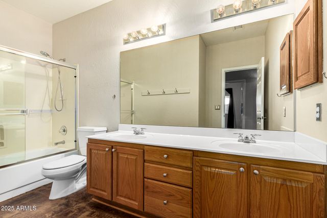 4704 E Hearn Road, Phoenix, AZ 85032