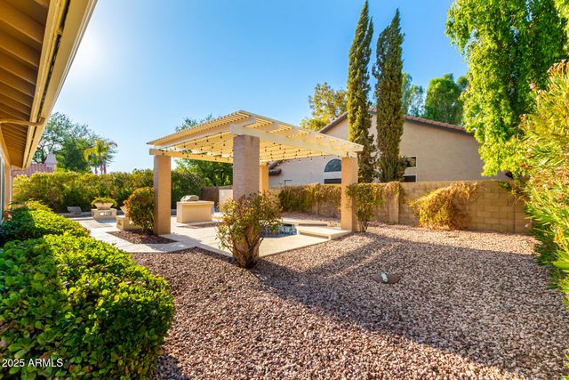 4704 E Hearn Road, Phoenix, AZ 85032