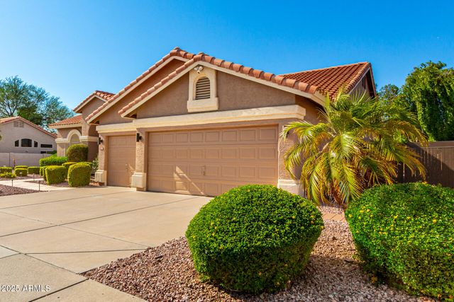 4704 E Hearn Road, Phoenix, AZ 85032