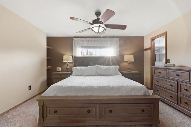 21913 N MEADOWVIEW Dr, Colbert, WA 99005