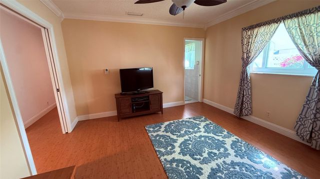 1529 SE 14th Drive, Deerfield Beach, FL 33441