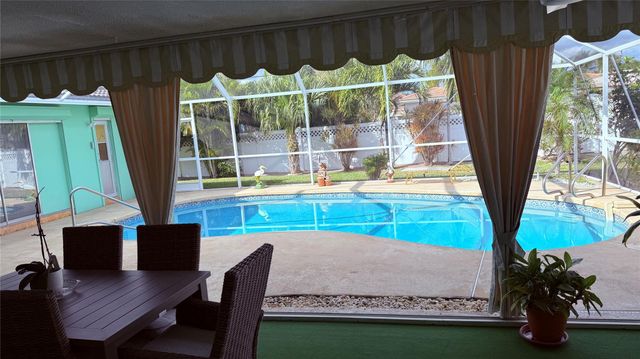 1529 SE 14th Drive, Deerfield Beach, FL 33441