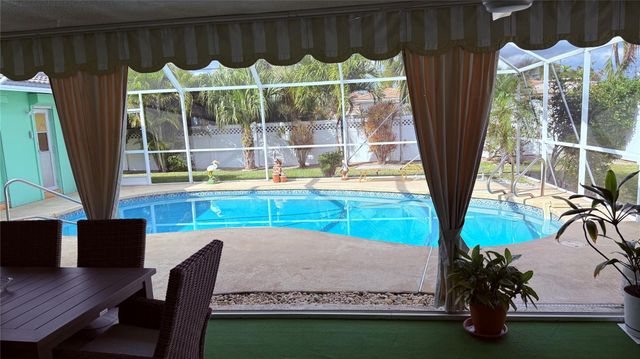 1529 SE 14th Drive, Deerfield Beach, FL 33441