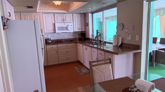 1529 SE 14th Drive, Deerfield Beach, FL 33441