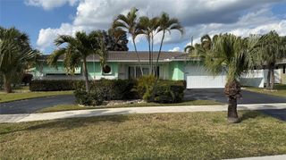1529 SE 14th Drive, Deerfield Beach, FL 33441