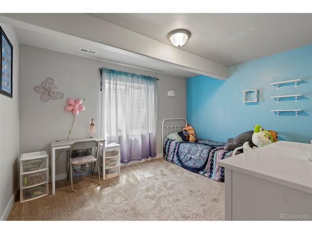 2200 Cadman St, Berthoud, CO 80513