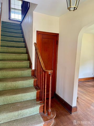 7 Winkler Road, Sayreville, NJ 08872