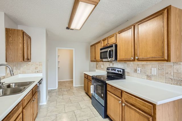 1433 Glenwick Drive, Rockwall, TX 75032