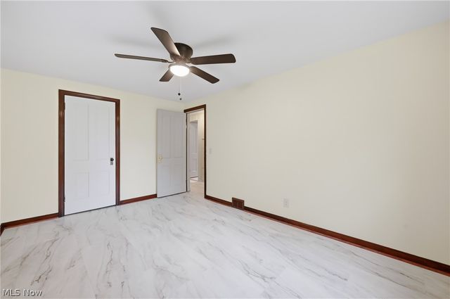 5452 W Webb Road, Youngstown, OH 44515