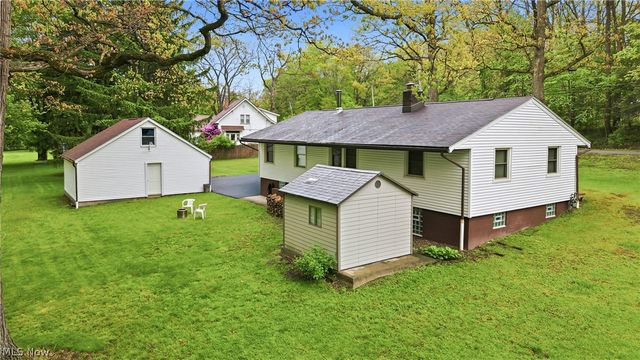 5452 W Webb Road, Youngstown, OH 44515