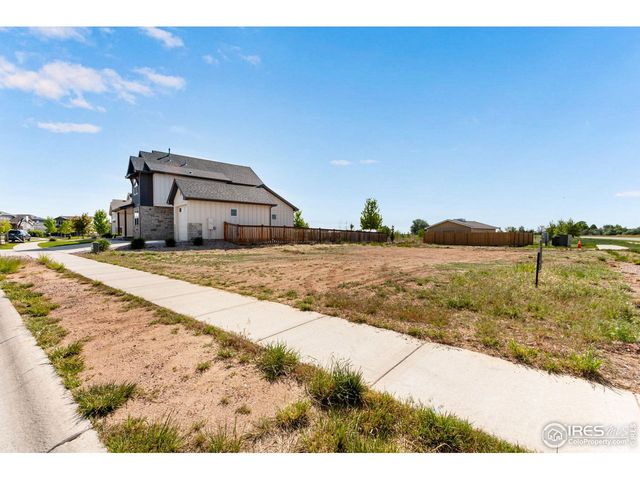 5536 Long Dr, Timnath, CO 80547