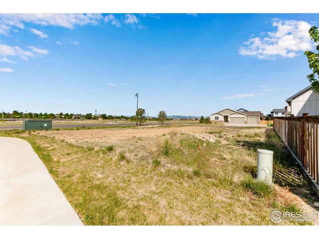 5536 Long Dr, Timnath, CO 80547