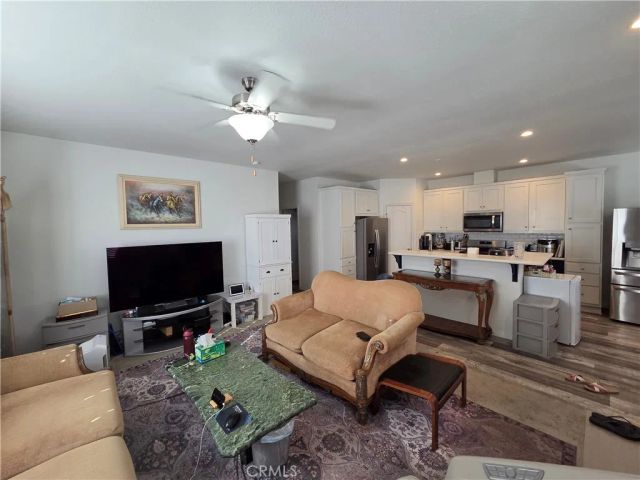 9200 Westminster 76, Westminster, CA 92683