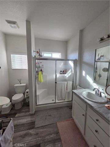 9200 Westminster 76, Westminster, CA 92683