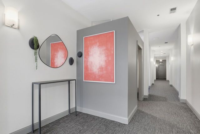 23 N Green Street 202, Chicago, IL 60607