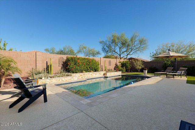 2520 W Moura Drive, Phoenix, AZ 85085