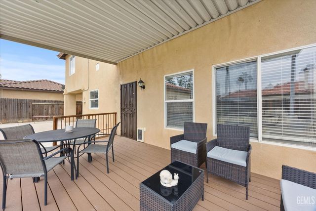 316 Solecita Way, Bakersfield, CA 93314