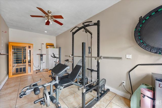 316 Solecita Way, Bakersfield, CA 93314