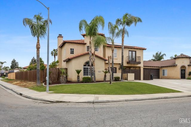 316 Solecita Way, Bakersfield, CA 93314