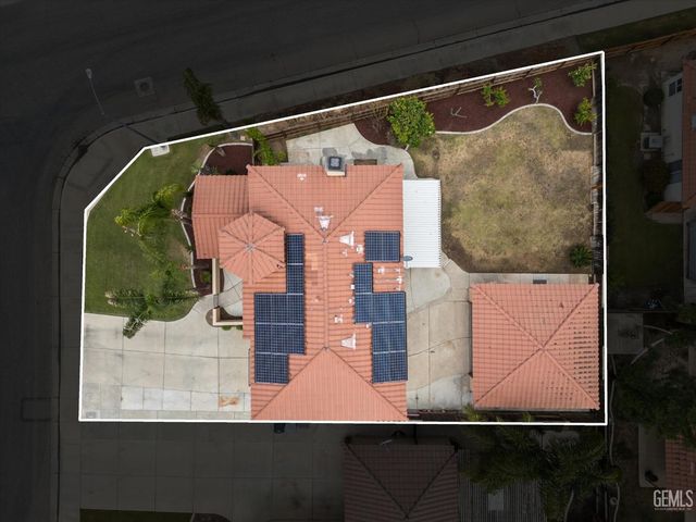 316 Solecita Way, Bakersfield, CA 93314