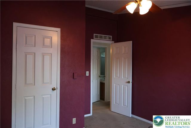 6 Springridge Road, Bath Boro, PA 18014