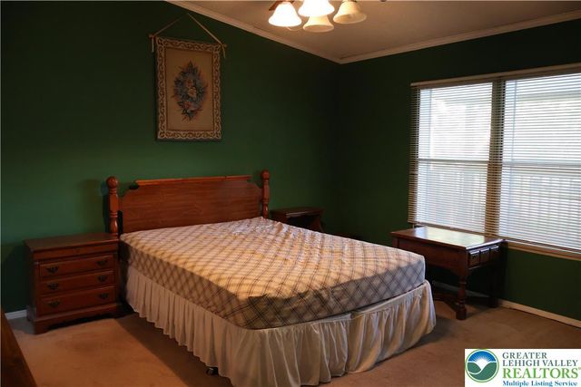 6 Springridge Road, Bath Boro, PA 18014