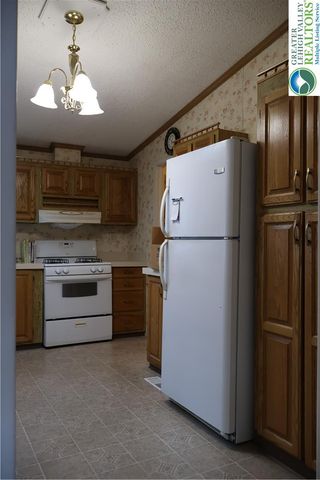 6 Springridge Road, Bath Boro, PA 18014
