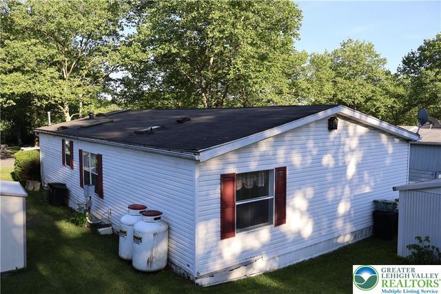 6 Springridge Road, Bath Boro, PA 18014