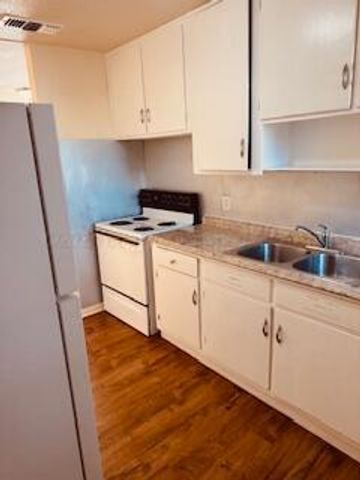 2708 CURTIS Drive, Amarillo, TX 79109